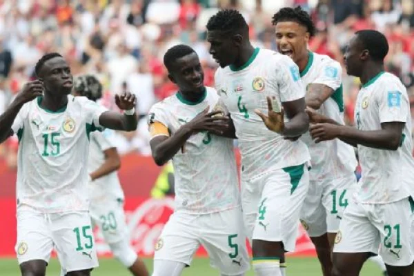 Senegal se ilusiona con los 16vos: goleó a Irak y se acomoda entre los mejores terceros del Mundial