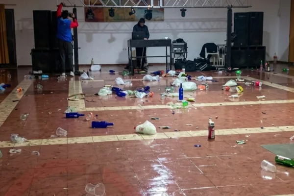 Investigan el ataque a un adolescente de 17 años en una fiesta: dos personas fueron detenidas