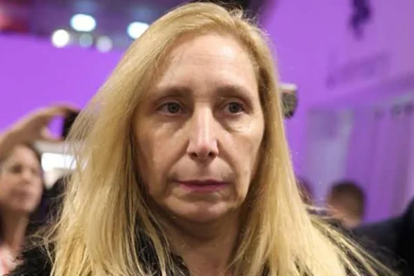 Karina Milei defendió a Adorni: “Sabemos del difícil e inmerecido momento que venís atravesando vos y tu familia”