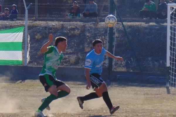 Fútbol de Chilecito: Anguinán volvió al triunfo con lo justo