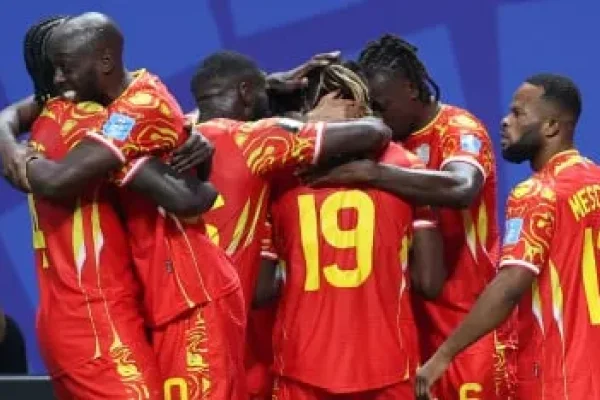 Histórico: RD Congo lo dio vuelta ante Uzbekistán y se clasificó como el mejor tercero