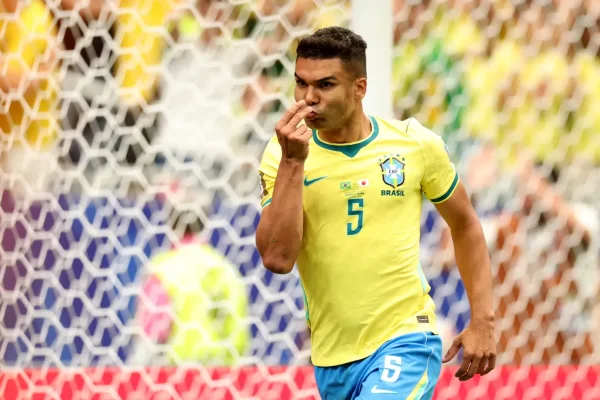 Brasil logró una remontada agónica ante Japón y clasificó a octavos de final