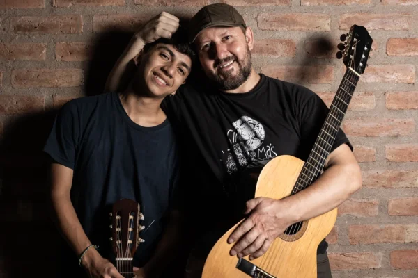 Carlos y Joaquín Paredes se presentan con 