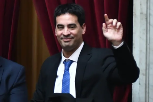Ravier dará este martes su primera conferencia de prensa y responderá preguntas
