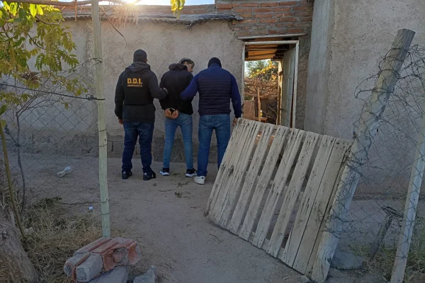 Tras una persecución, detienen a un joven con marihuana