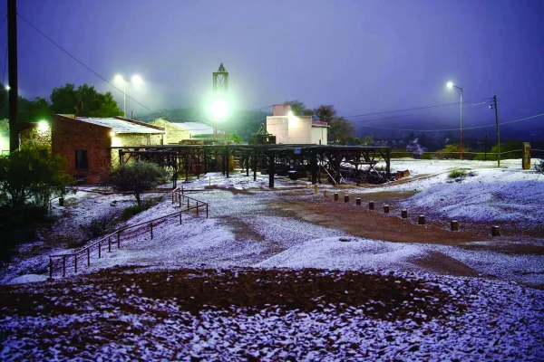 Los paisajes riojanos se vistieron de blanco y mucho frío