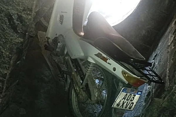 La Policía recuperó una motocicleta que había sido robada a menores