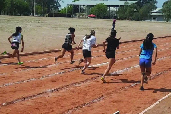 Atletismo: Reprograman la 