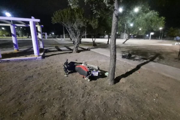Motociclista herido tras un siniestro vial en la Capital