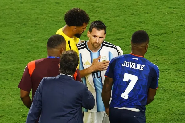 Vozinha reveló qué le dijo Messi luego de la victoria de Argentina ante Cabo Verde en el Mundial
