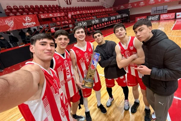 Orgullo riojano: Bautista Aguilar se consagró campeón con Instituto en Córdoba