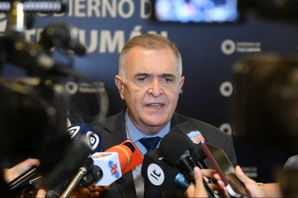 El gobernador de Tucumán decretó asueto para ver el partido de Argentina frente a Egipto