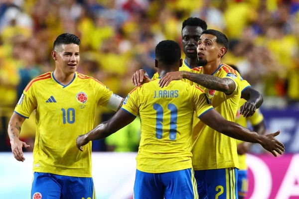 Colombia y Suiza se enfrentan por un lugar en los cuartos de final