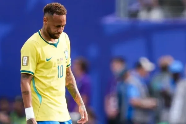 Bomba en Brasil: informan que Neymar podría retirarse