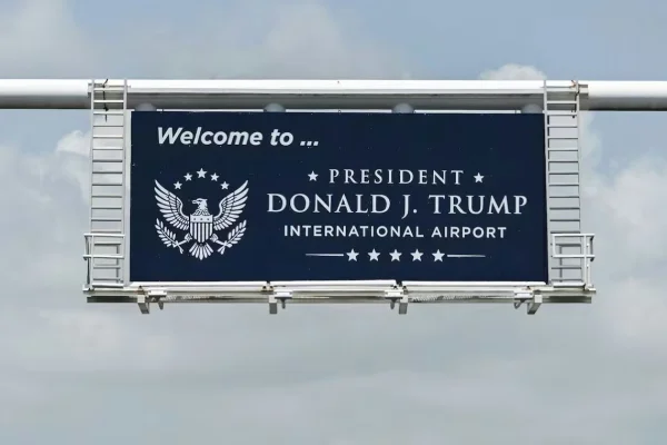 El aeropuerto de Florida cambia su nombre por el de Donald Trump