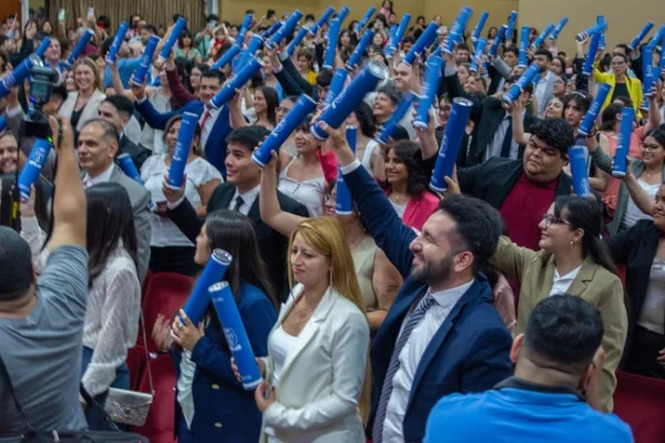 Realizaron nueva colación de grado en la UNLaR