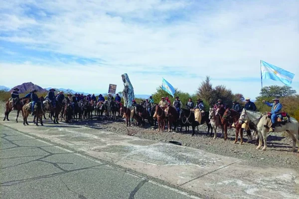 Cientos de creyentes visitaron al “Angelito Milagroso”