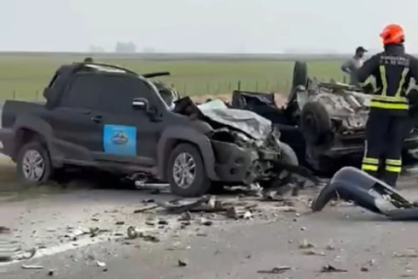 Tres personas murieron en un choque múltiple en la Ruta 7, entre ellos, un nene de 12 años