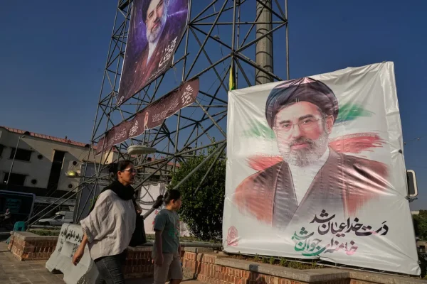 El nuevo líder supremo de Irán prometió vengar la muerte de Alí Khamenei