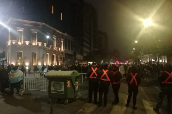 Incidentes en el centro porteño: 13 personas atendidas tras celebraciones por la victoria ante Suiza
