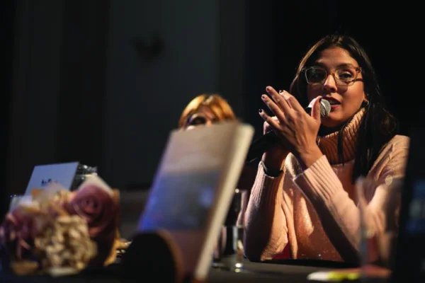Luciana Luna presentó su primer libro con una mirada sensible sobre el dolor