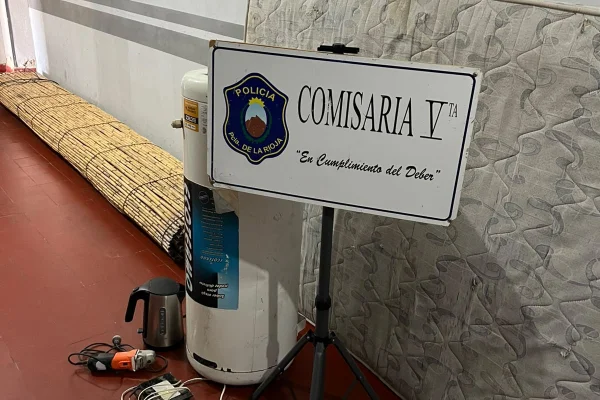 Cuatro allanamientos simultáneos dejaron un detenido y varios bienes recuperados