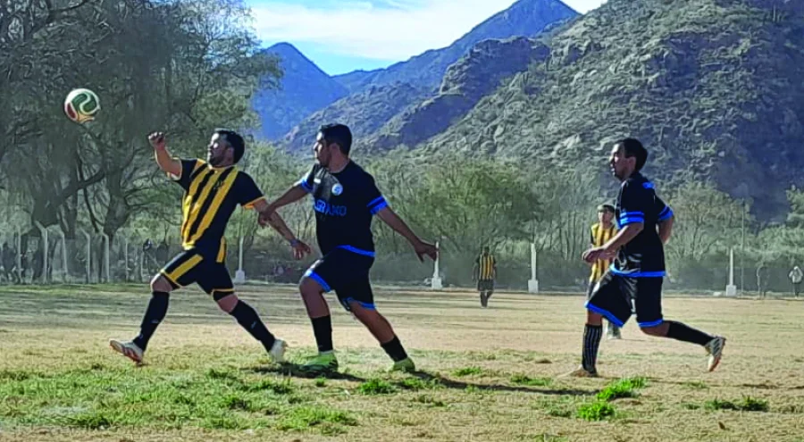 Belgrano se impuso ante Peñarol.