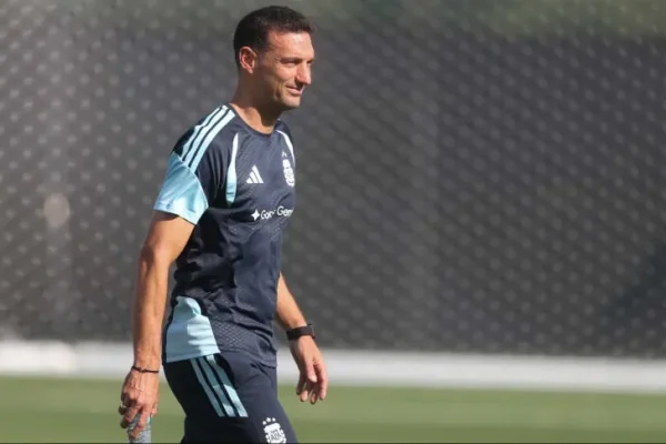 La Selección Argentina se entrenó por última vez en Kansas City y Scaloni no dio indicios del equipo