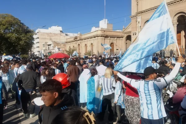 En Plaza 25 de Mayo se hará el aguante a  la Selección Argentina