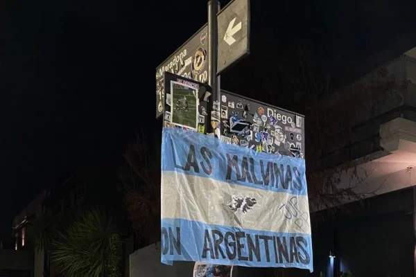 Diego Maradona, presente: armaron un santuario en Segurola y Habana antes de la semifinal del Mundial 2026