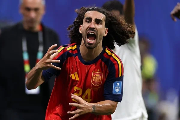 Cucurella, la figura de España que tiene una de las canciones más pegadizas del Mundial