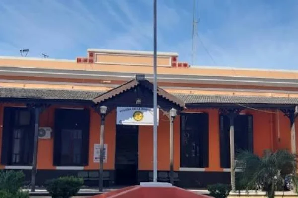 Investigaciones busca a una mujer acusada de estafas