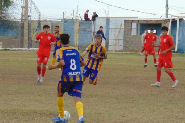A pura garra, Defensores se lo dio vuelta al 