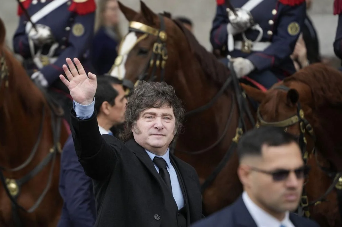 El Gobierno evalúa otorgar asueto por la Selección, pero espera la final ante España