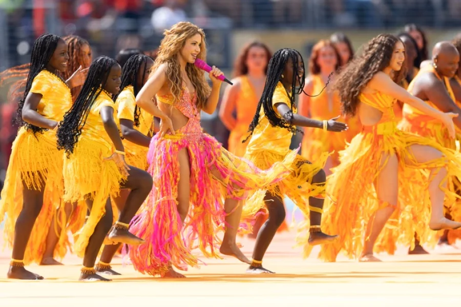 El show de medio tiempo de la final del Mundial transform&oacute; el MetLife Stadium en un festival pop