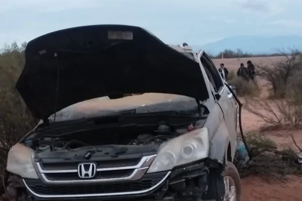Espectacular vuelco dejó a una familia herida en Ruta 76