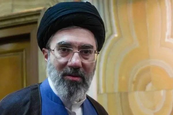 Khamenei desafió a EE.UU. y lanzó una fuerte advertencia