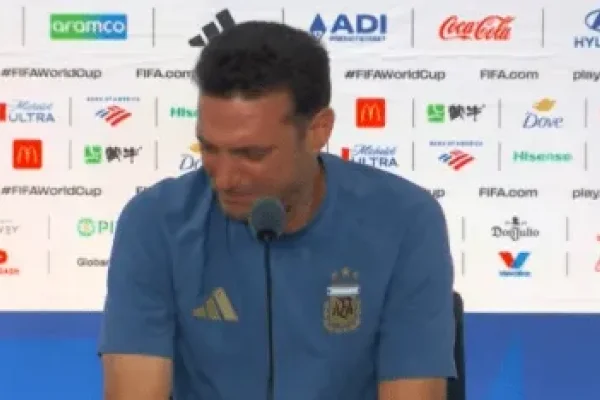 Scaloni rompió en llanto y dejó abierta la puerta sobre una posible salida de la Selección Argentina