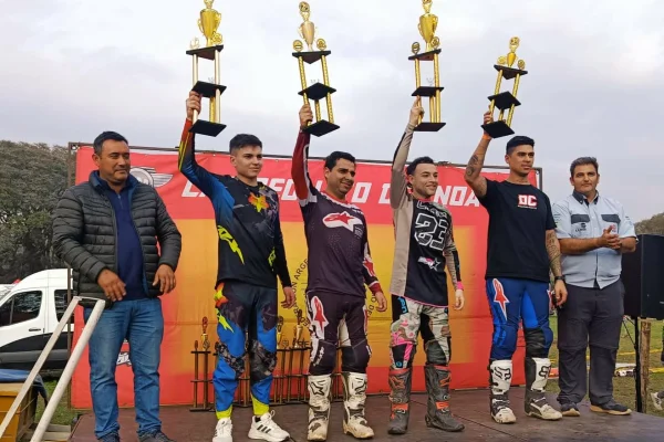 Los pilotos riojanos subieron al podio en circuito tucumano