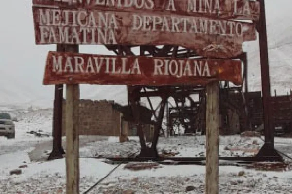 La nieve cubrió las sierras y dejó una postal invernal única