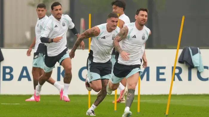 Scaloni confirmó la formación para la Final