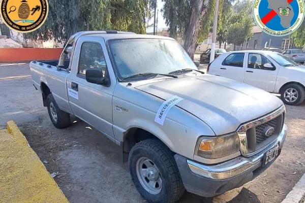 Secuestran una camioneta Ford Ranger en una causa por presunta defraudación