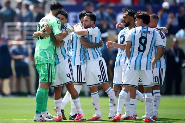 Revelaron el fuerte discurso del Dibu Martínez en el entretiempo de la final del Mundial entre Argentina y España: “Con el corazón”