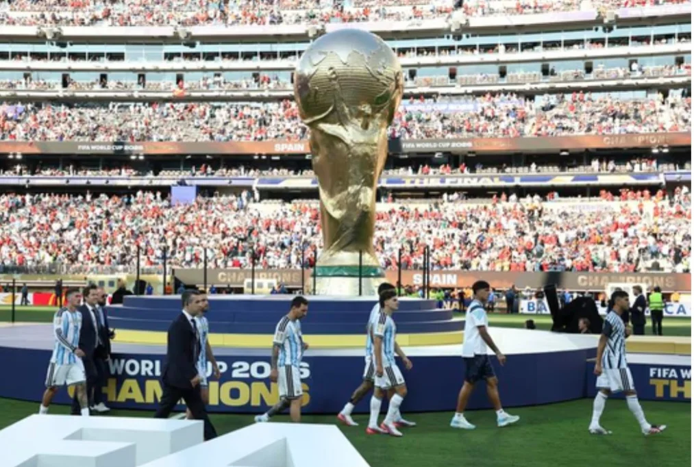 El Gobierno Nacional confirm&oacute; que no habr&aacute; festejo y que solo organizar&aacute; una recepci&oacute;n en Ezeiza
