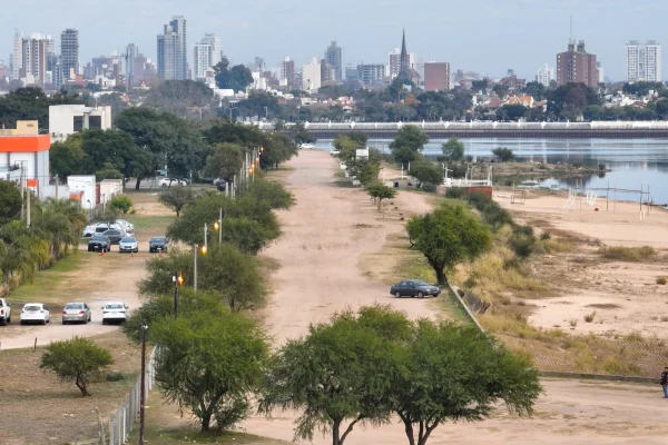 ¿La Costanera Lionel Messi? Impulsan cambiar el nombre del paseo Néstor Kirchner en Santa Fe