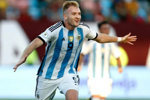 Un delantero que quiso River y ahora también Boca tiene chances de volver al fútbol argentino