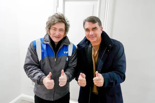 Milei viaja a Brasil: visita San Pablo y se encontrará con Flavio Bolsonaro