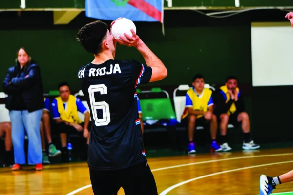 Cestoball: Derrotas riojanas en el Argentino de Mayores y Juveniles