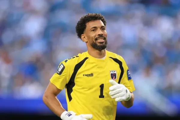 Bombazo: tras su histórica participación en el Mundial, Vozinha atajará en Colo Colo