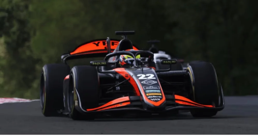 F&oacute;rmula 2: Varrone remont&oacute; hasta el und&eacute;cimo lugar, pero no le alcanz&oacute; para sumar en la carrera sprint del GP de Hungr&iacute;a